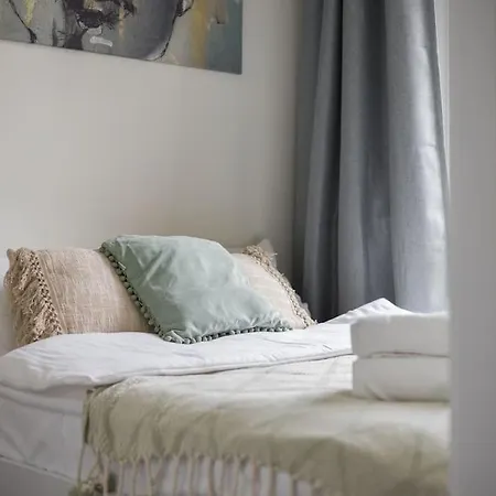 Apartament 1-bedroom Mokotow By Ecru Wwa42